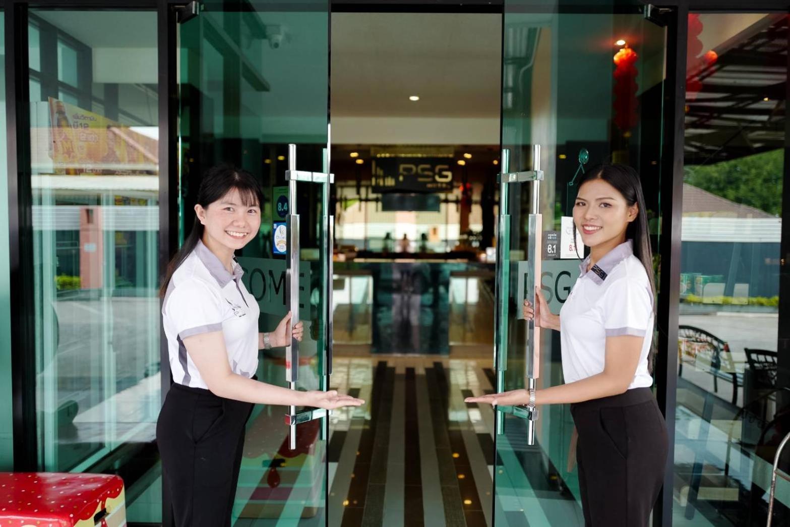 Psg Hotel Udon Thani Esterno foto